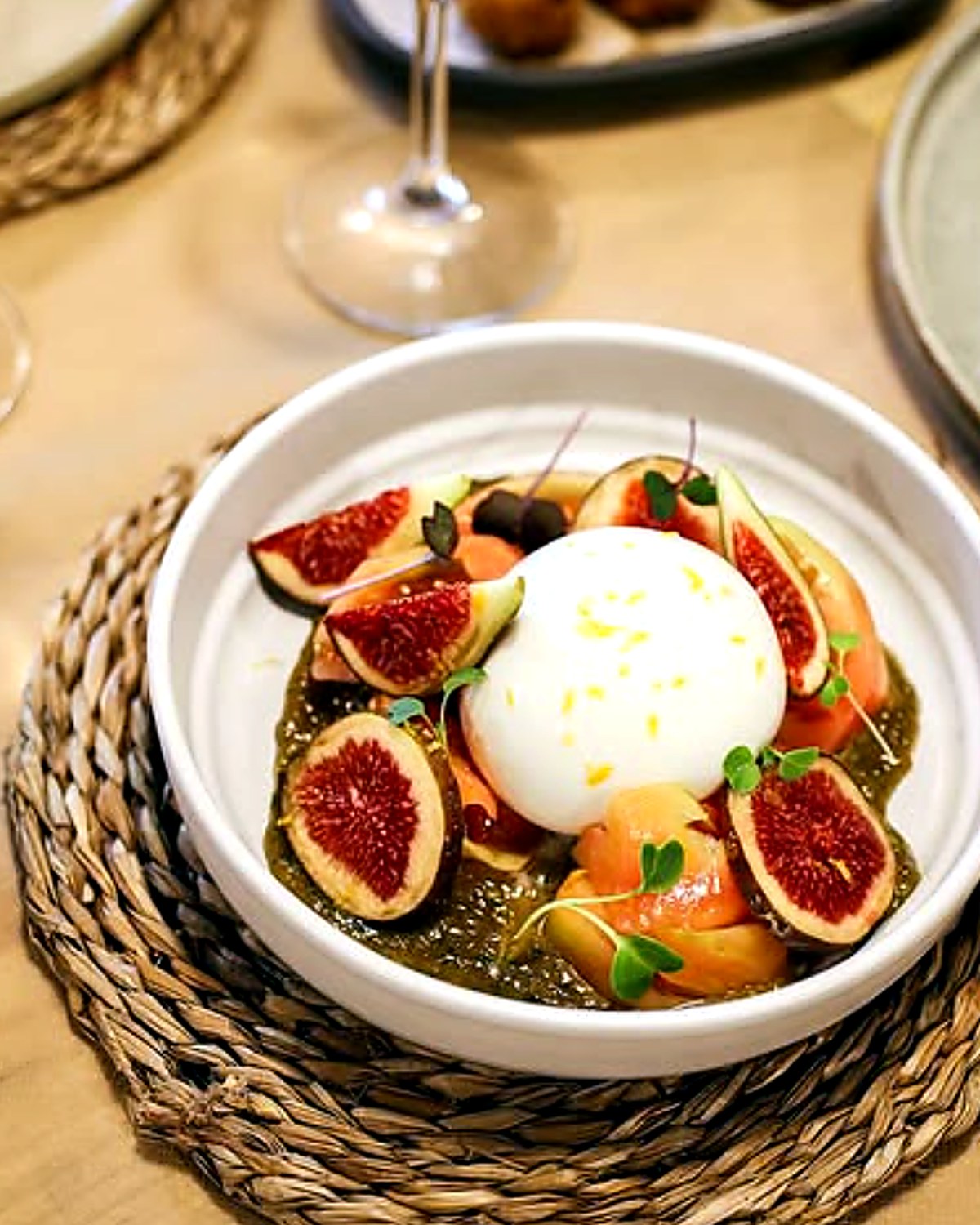 Burrata de temporada amb figues